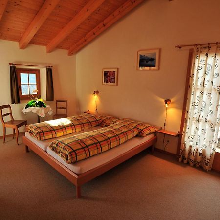 Bed & Breakfast La Val Trin Exterior photo