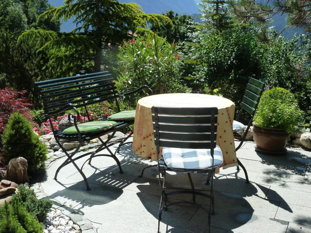 Bed & Breakfast La Val Trin Exterior photo